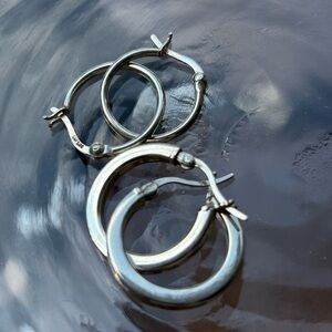 Preloved Silver Hoop Earrings Set
